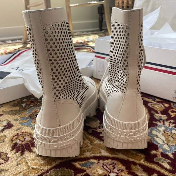 Moncler Carinne Boots Sz 36 - Picture 6 of 15